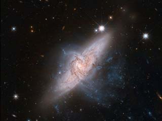 NASA captures two galaxies smashing into each other